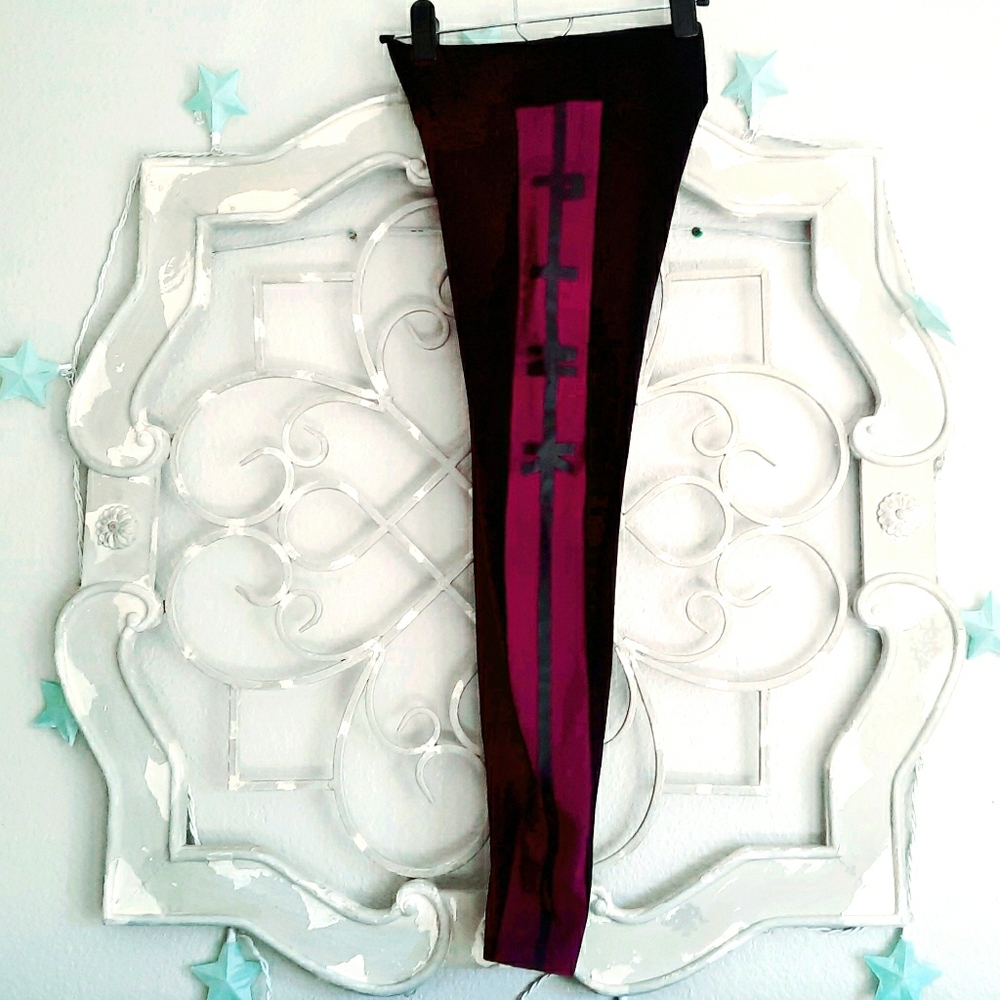 VS PINK Yoga Pant - Size Small